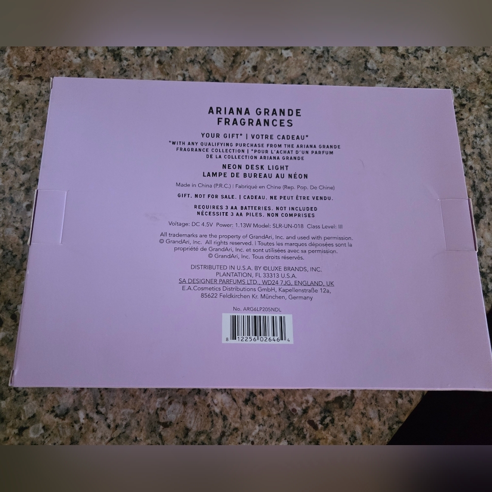 ARIANA GRANDE Neon Desk Light Limited Edition Battery Operated New In Box - Picture 3 of 4